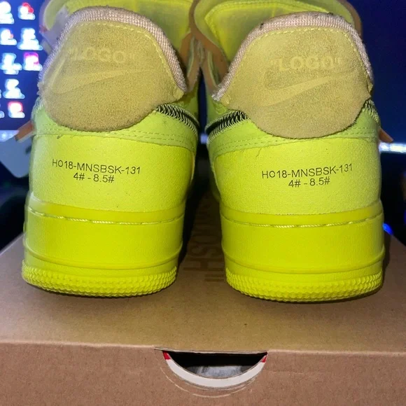 Off-white air force 1 volt size 8.5